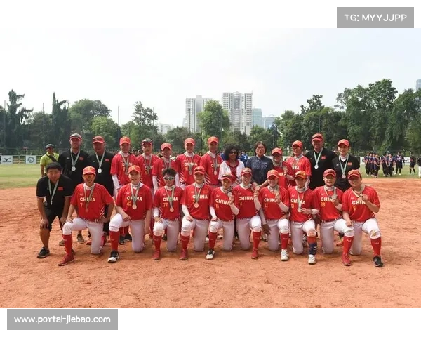 十五运会垒球项目，联合队展现强大实力